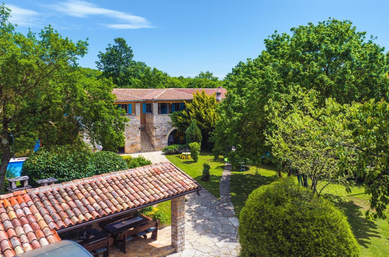 Vila Casa Karnevali Žminj Exteriér fotografie